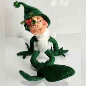 Vintage Annalee 2003 Poseable Christmas Santas Elf Doll 9” Green Great Condition